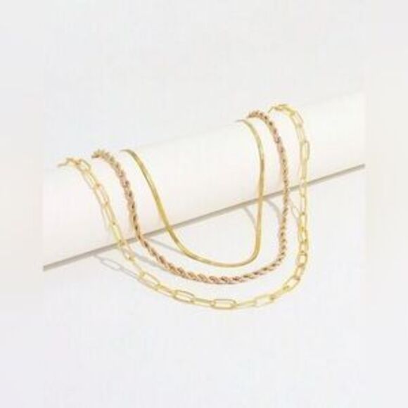 Jewelry - Gold 3pc Chain Necklace Set